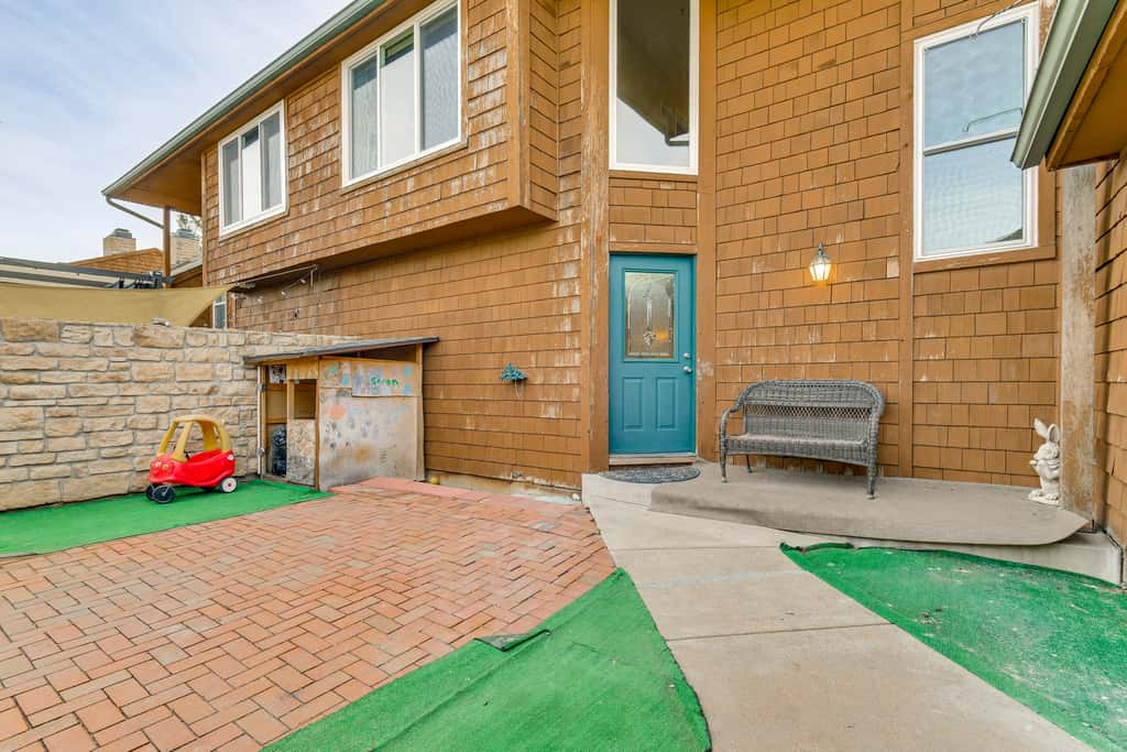 Extended Stay in Denver Area! Pet-Friendly Retreat