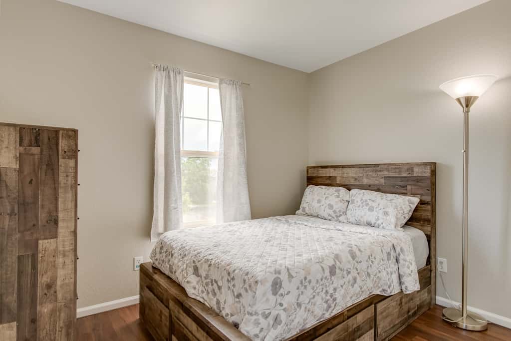 Spacious Aurora Home: 20 Mi to Downtown Denver!