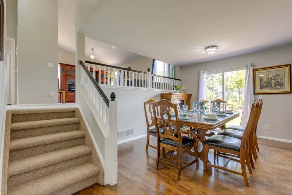 Spacious Aurora Home: 20 Mi to Downtown Denver!