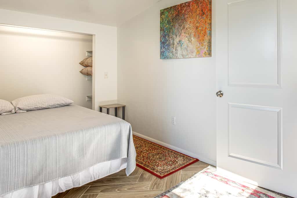 1 Mi to Tennyson St Shops & Eats: Laid-Back Apt