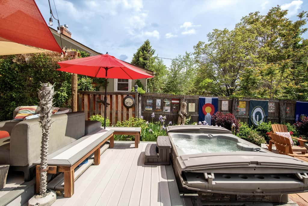 Hot Tub Soaks & Foodie Strolls! Berkeley Area Base