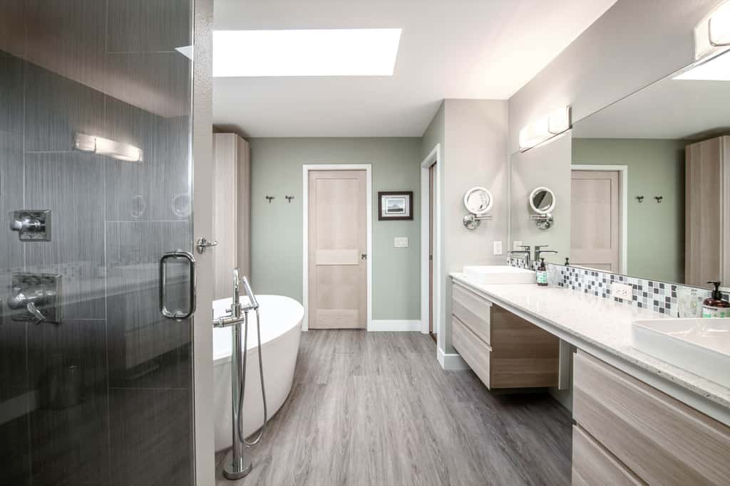 Hot Tub Soaks & Foodie Strolls! Berkeley Area Base