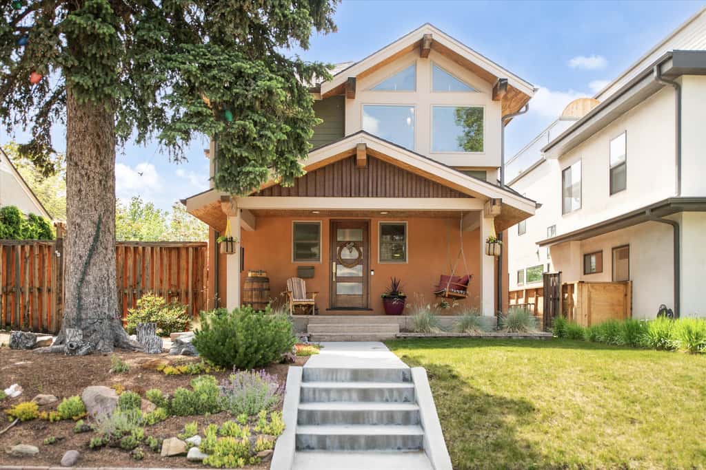 Hot Tub Soaks & Foodie Strolls! Berkeley Area Base