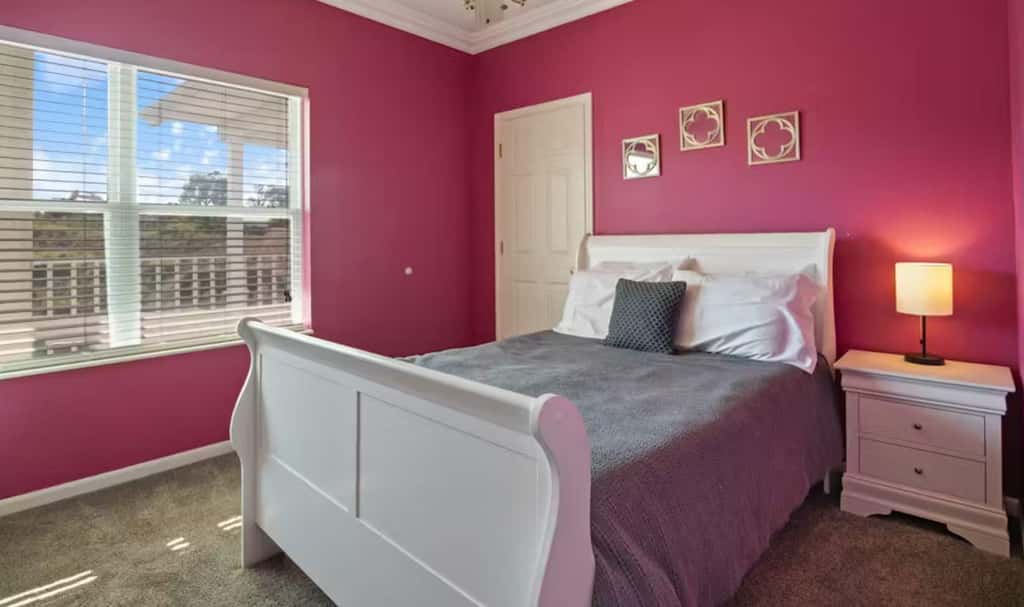 Top Floor 4BR Condo - Lake View - Water Front pool
