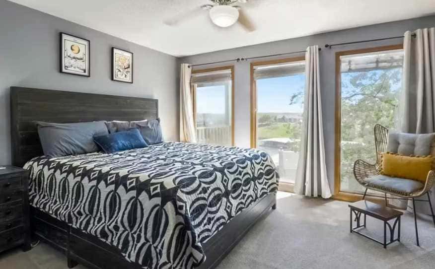 LAKE VIEW - 2BR Condo - Modern Luxury, Lake Ozark