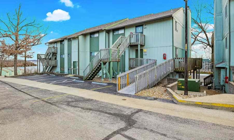 LAKE VIEW - 2BR Condo - Modern Luxury, Lake Ozark