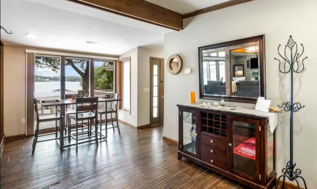 Rustic 3BR Lake House - LAKE VIEW - Lake Ozark