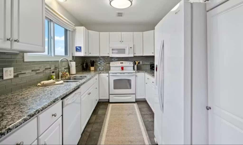 Serene 5BR Lake House - LAKE VIEW - Gravois Mills