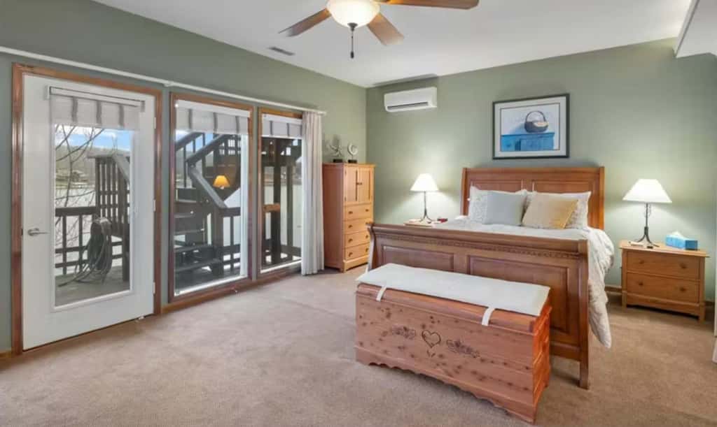 Serene 5BR Lake House - LAKE VIEW - Gravois Mills