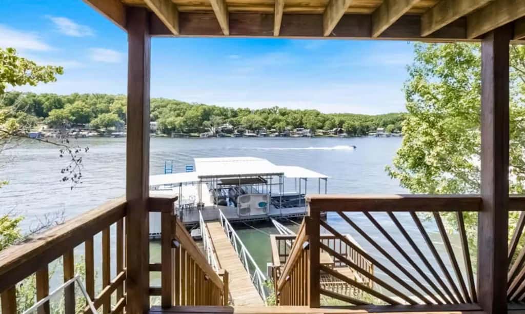 Serene 5BR Lake House - LAKE VIEW - Gravois Mills
