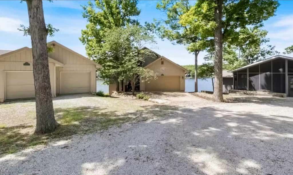 Serene 5BR Lake House - LAKE VIEW - Gravois Mills