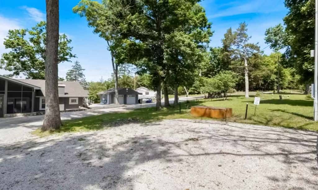 Serene 5BR Lake House - LAKE VIEW - Gravois Mills