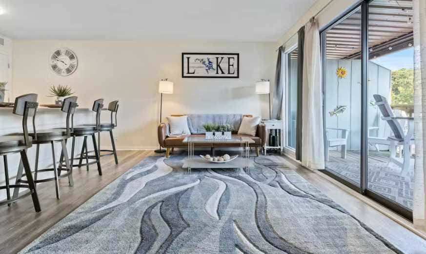 Charming 1BR Condo - LAKE VIEW - Lake Ozark