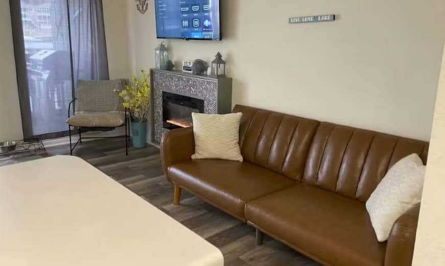 Charming 1BR Condo - LAKE VIEW - Lake Ozark