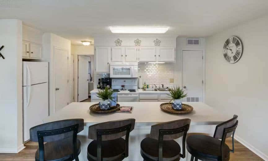 Charming 1BR Condo - LAKE VIEW - Lake Ozark