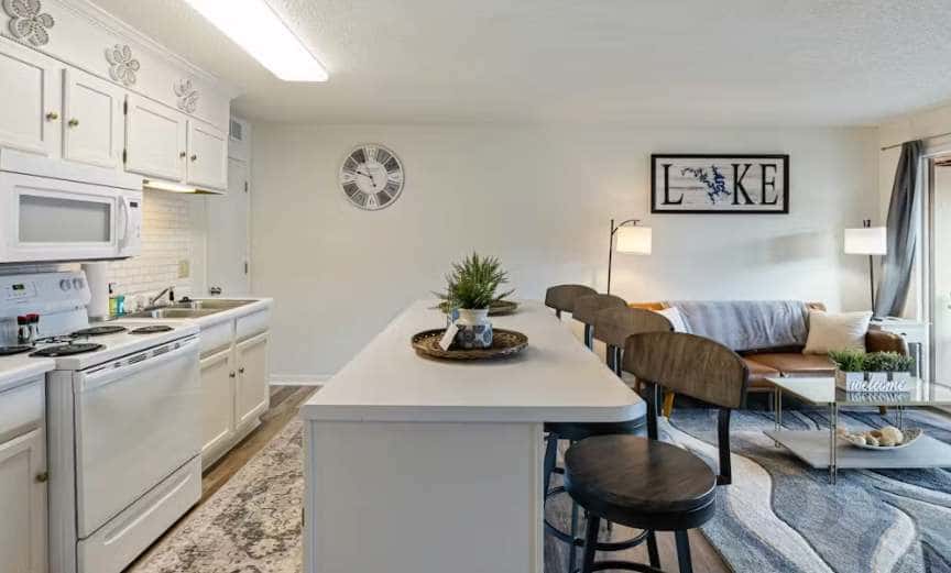 Charming 1BR Condo - LAKE VIEW - Lake Ozark