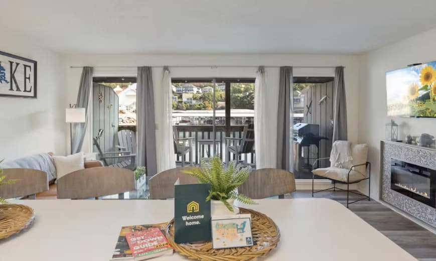Charming 1BR Condo - LAKE VIEW - Lake Ozark