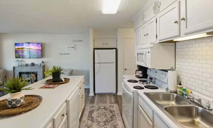 Charming 1BR Condo - LAKE VIEW - Lake Ozark