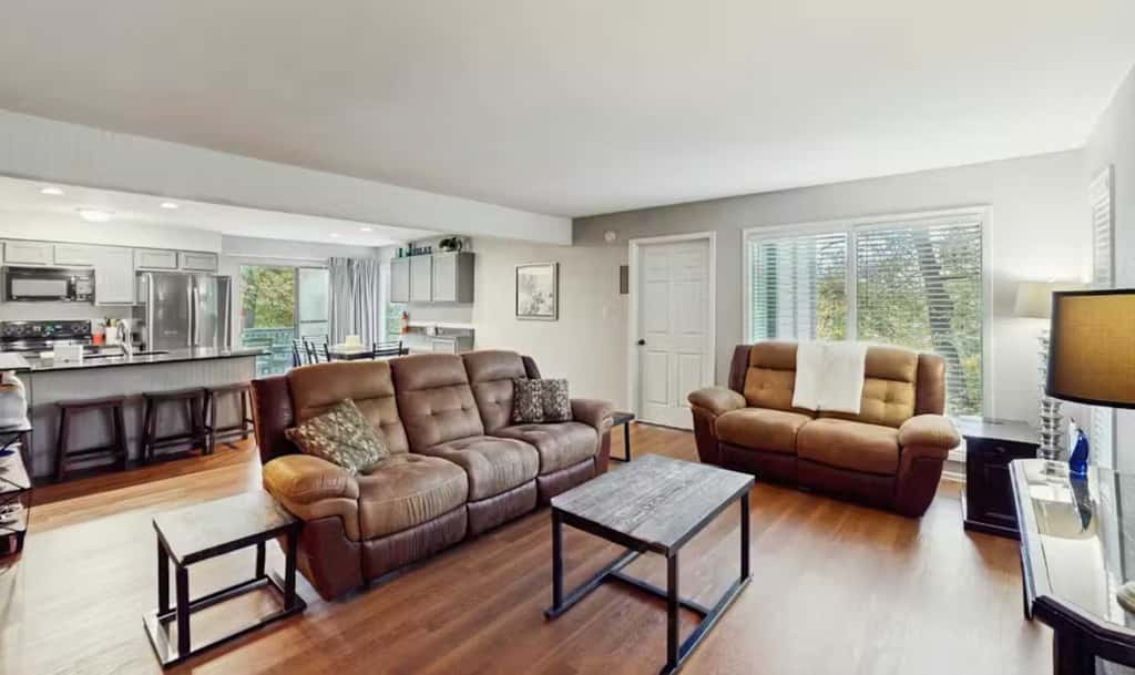Charming 3BR House - Golf & POOLS - Margaritaville