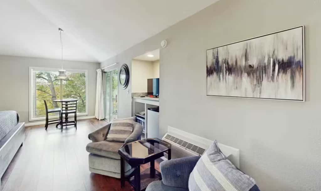 Charming 3BR House - Golf & POOLS - Margaritaville