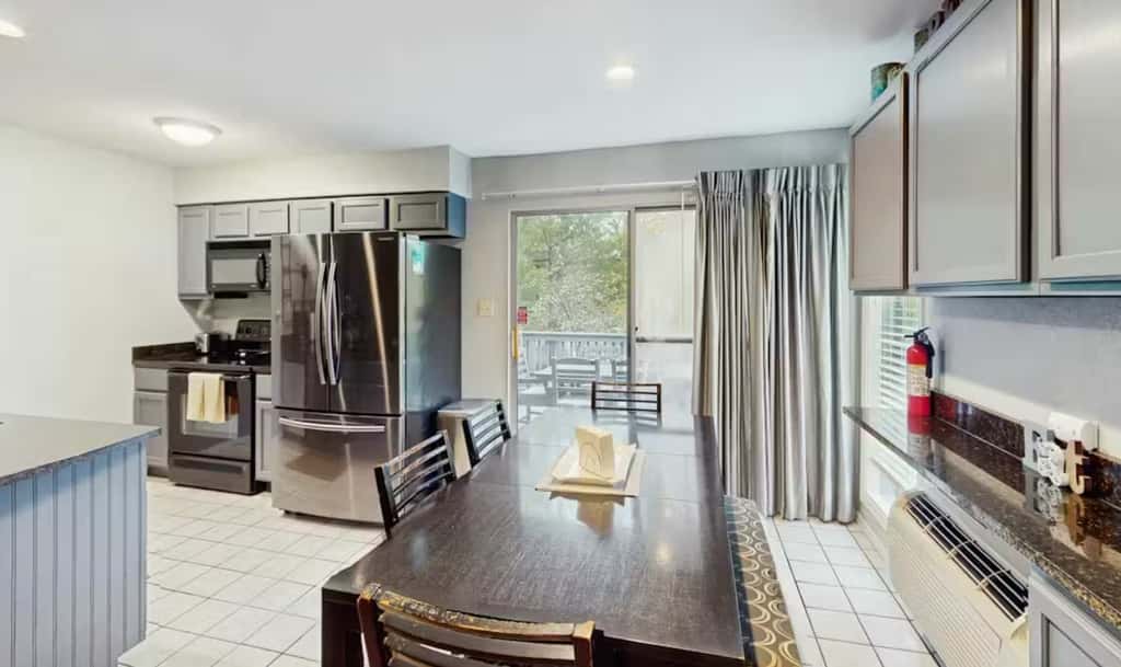 Charming 3BR House - Golf & POOLS - Margaritaville