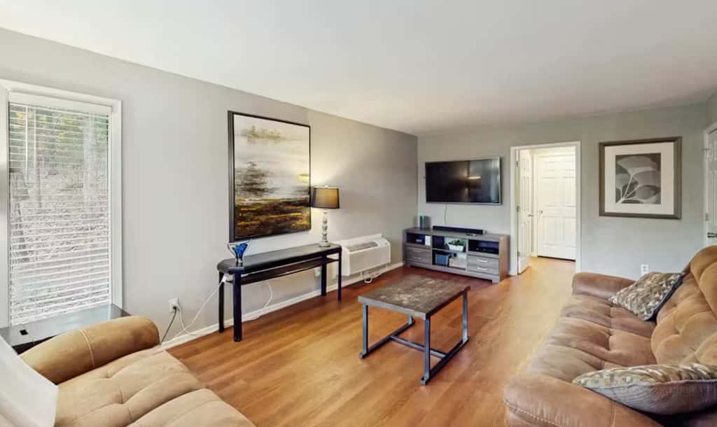 Charming 3BR House - Golf & POOLS - Margaritaville