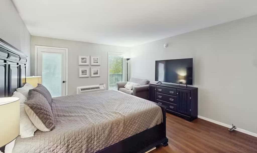Charming 3BR House - Golf & POOLS - Margaritaville