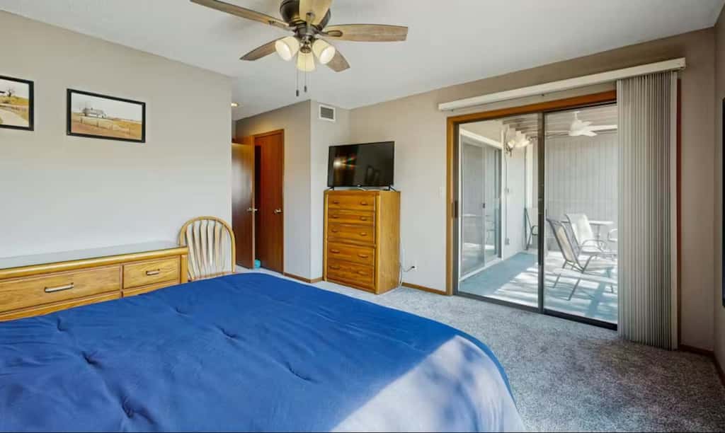 Charming 2BR Condo - LAKE VIEW - Osage Beach