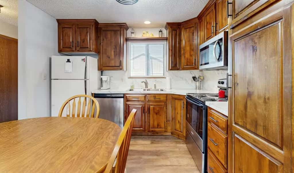 Charming 2BR Condo - LAKE VIEW - Osage Beach