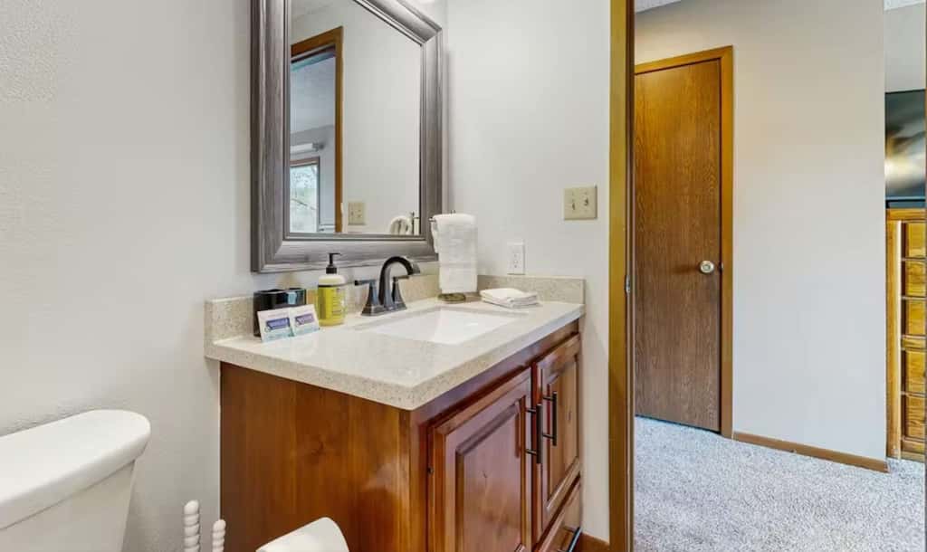 Charming 2BR Condo - LAKE VIEW - Osage Beach