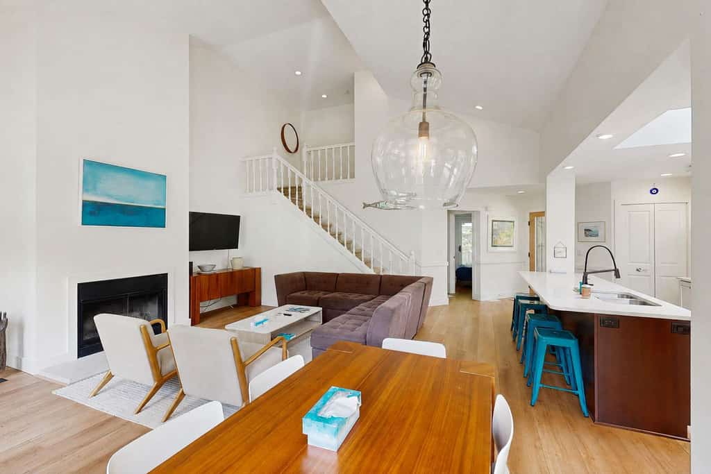 Spacious remodeled home near the lake with a washer/dryer, central AC