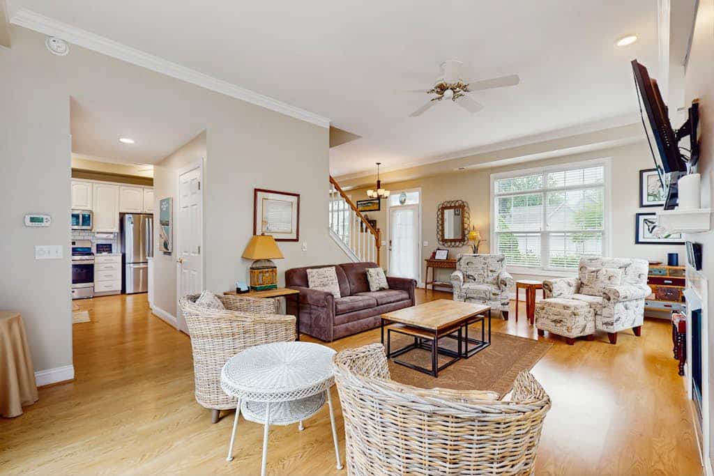 Spacious downtown condo just one block from Kalamazoo River