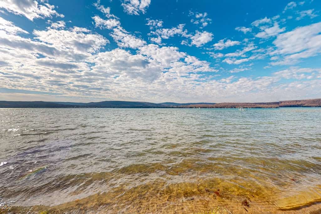 Newly remodeled waterfront home on Little Glen Lake with deck, gas grill, AC