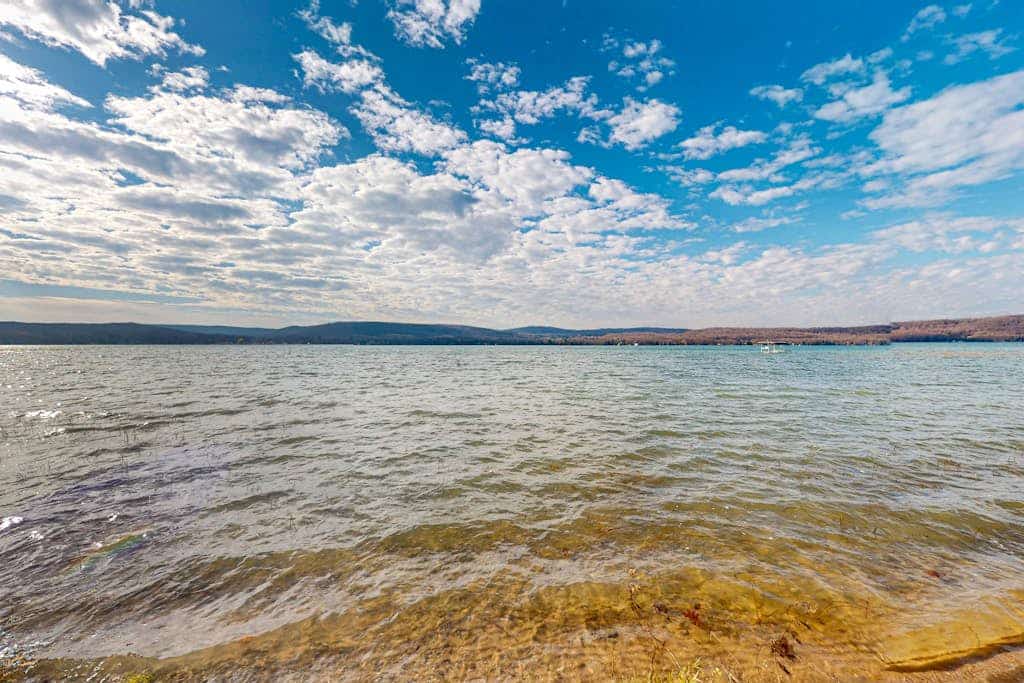 Newly remodeled waterfront home on Little Glen Lake with deck, gas grill, AC