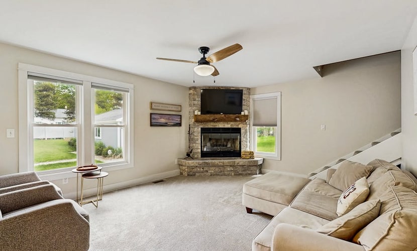 Arcadia Retreat w/ private hot tub, gas grill, fire pit, near beach, Dogs- YES!