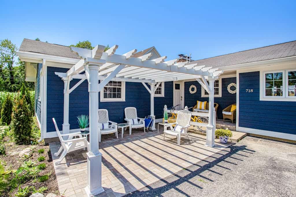 Remodeled Home close to Lake Michigan - Walk to the Beach, One Dog OK