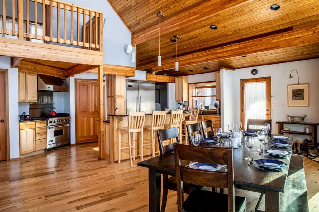 Inviting Timber Frame home near the beach with pool table, central AC, & W/D