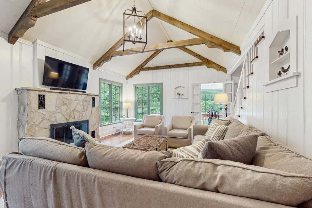 Chalet May