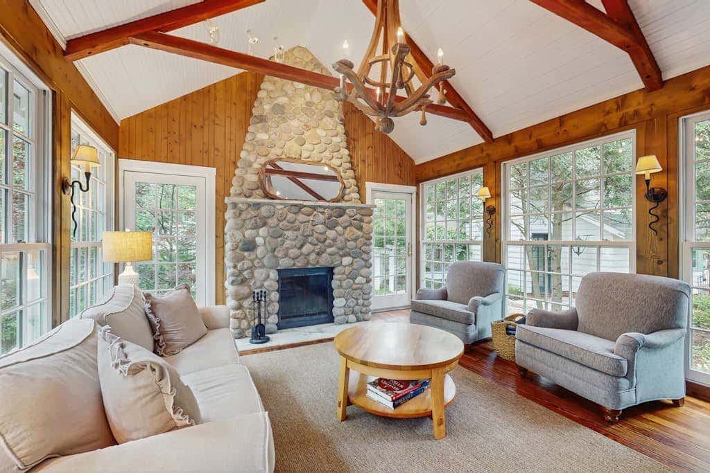 Chalet May