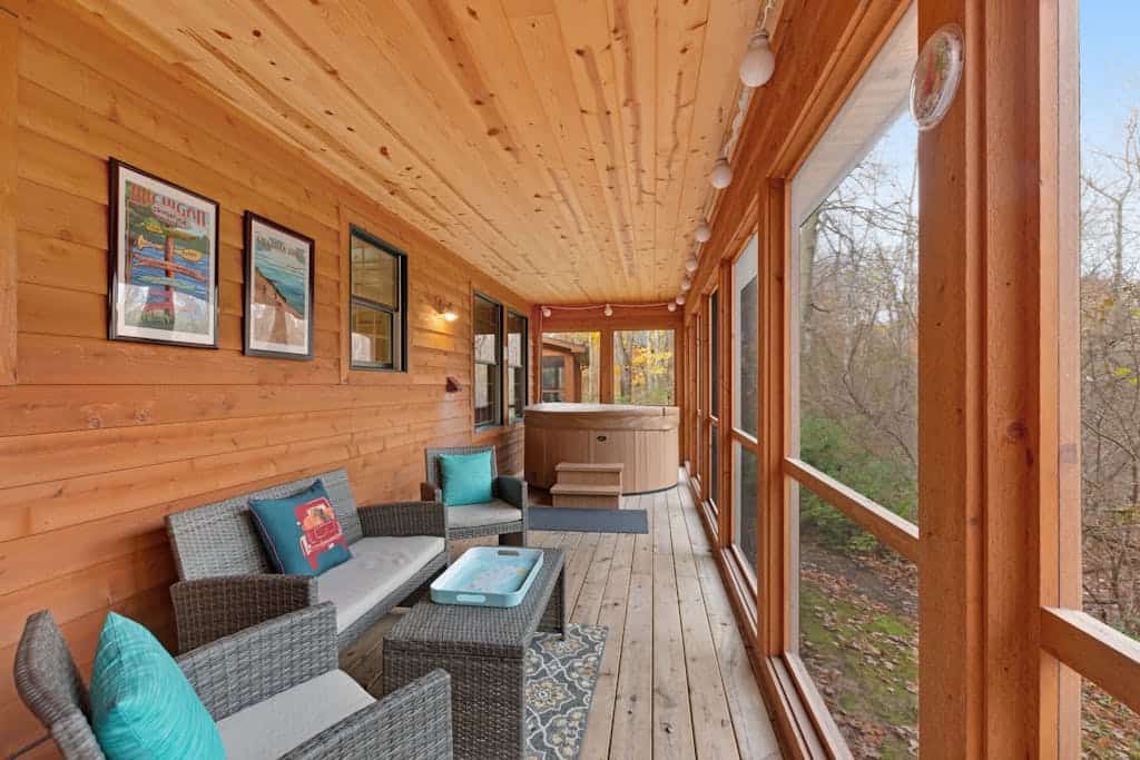 Log Cabin-Style Home with Private Hot Tub and Close Proximity to the Lake