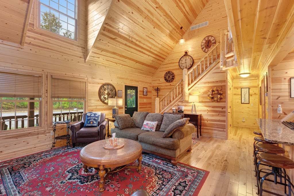 Kingfisher Cove Cabin 2
