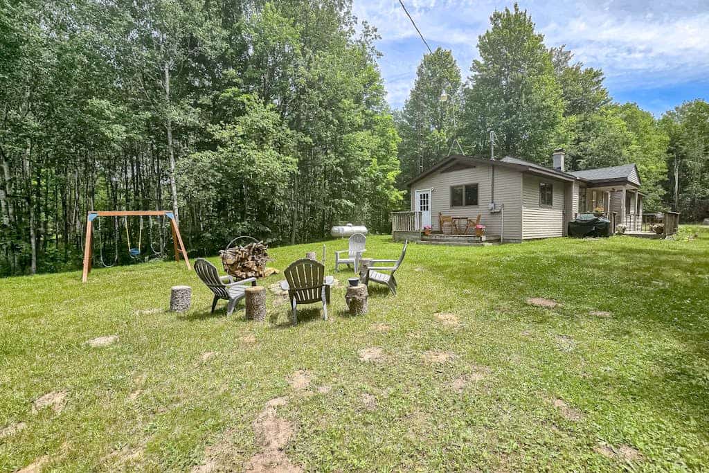 Secluded Home with Firepit, Gas Grill, WIFI, WFH Station & Private W/D