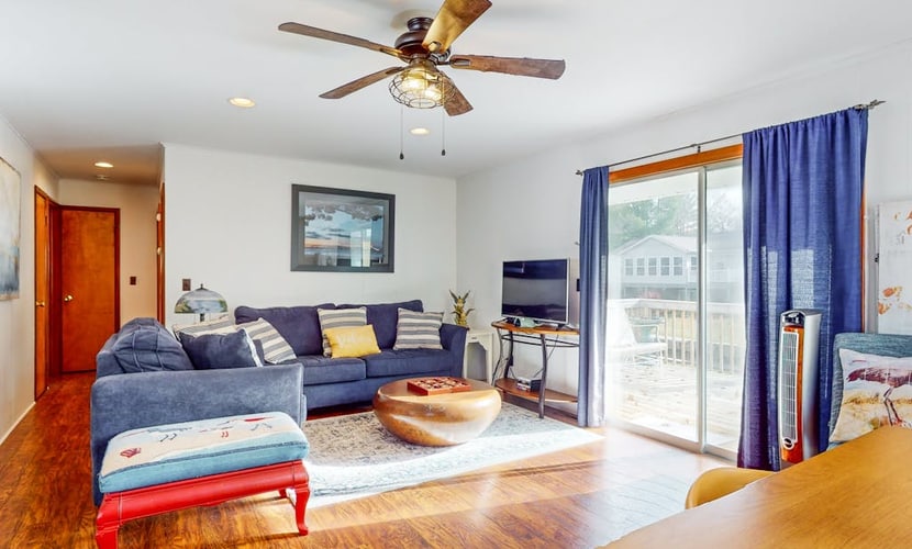 Water front home on canal with large patio, space for boat, & gas grill