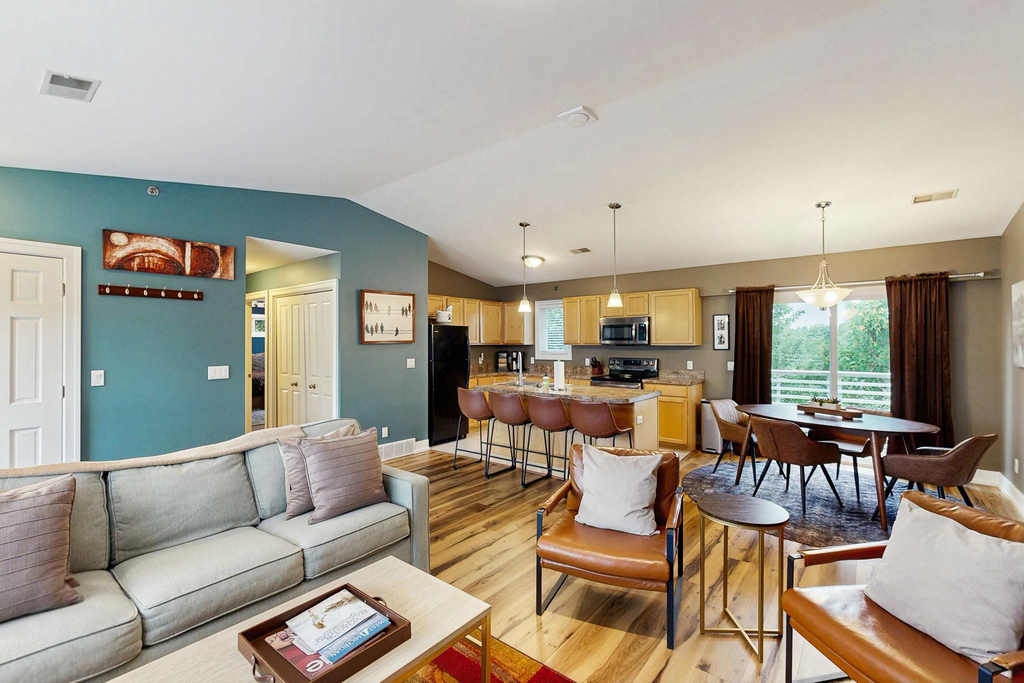 Northern Light Condominiums - Jack's Perch