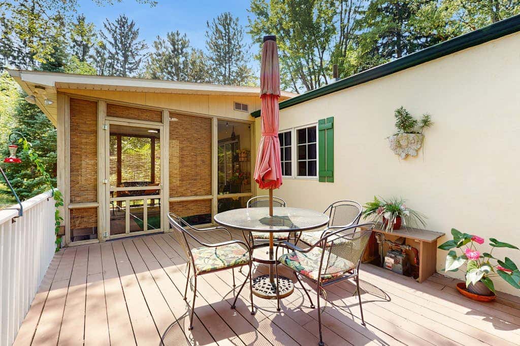 Wine Down Cottage