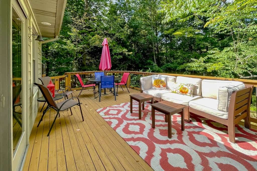 Riverfront home with deck & fireplace - near Crystal Mountain & golf courses