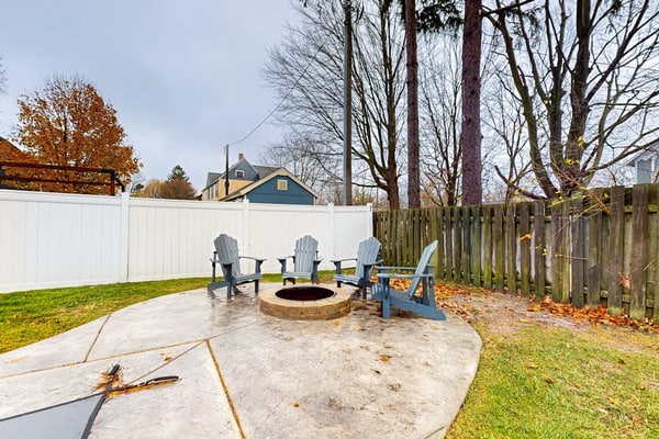 Spacious Home Near South Beach, w/ a Pool, Hot Tub, Game Room, & Fenced in Yard