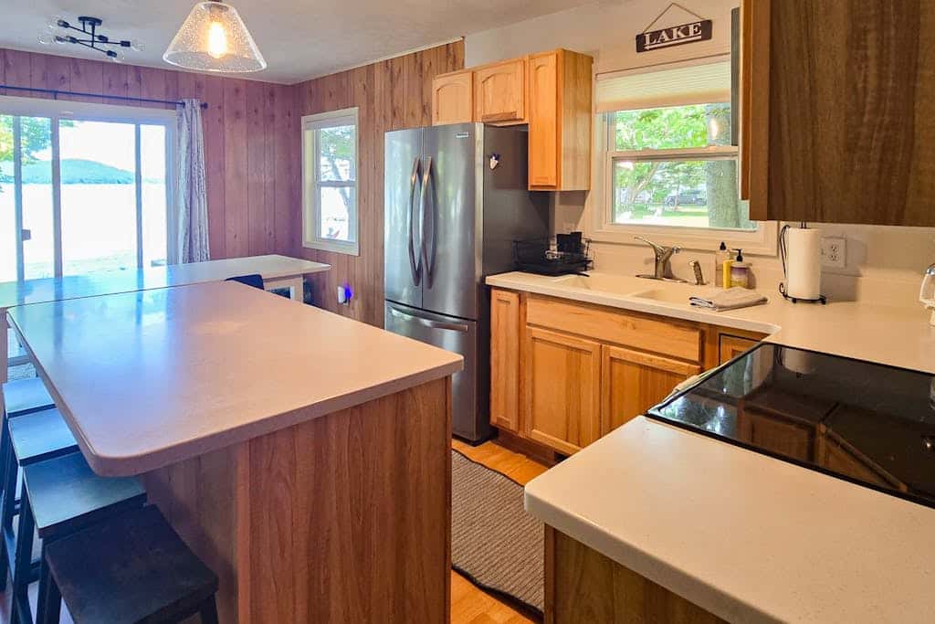 Dune Hideaway: On Little Glen Lake