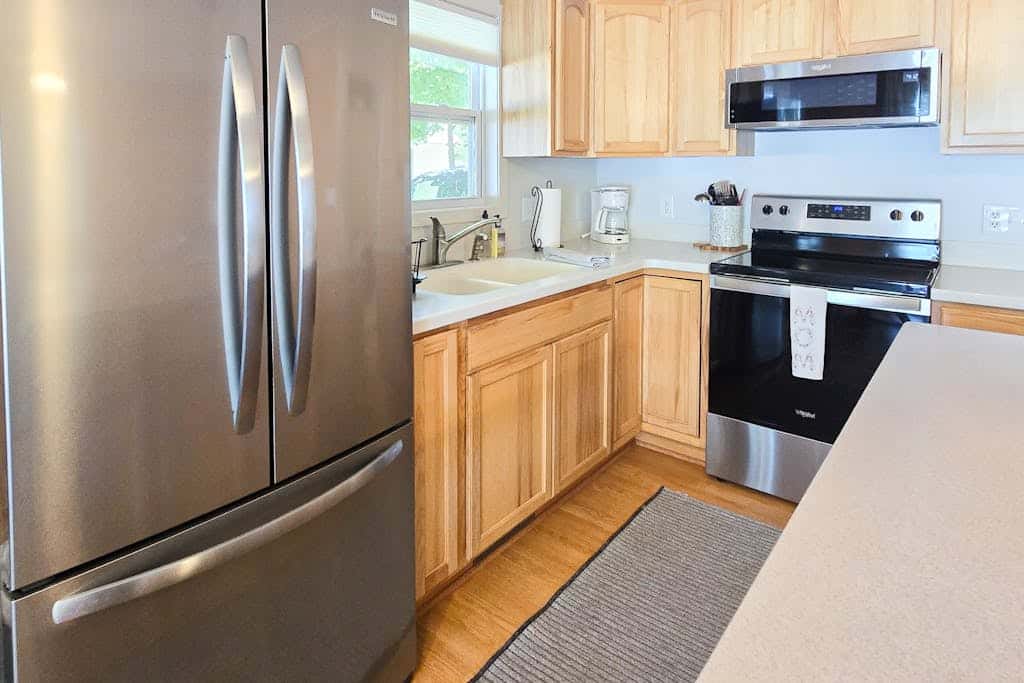 Dune Hideaway: On Little Glen Lake