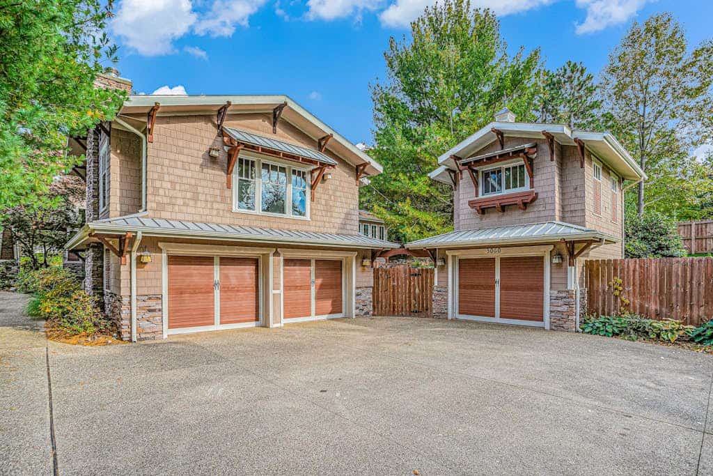 Relaxing home with private pool, hot tub, game room, & fireplace